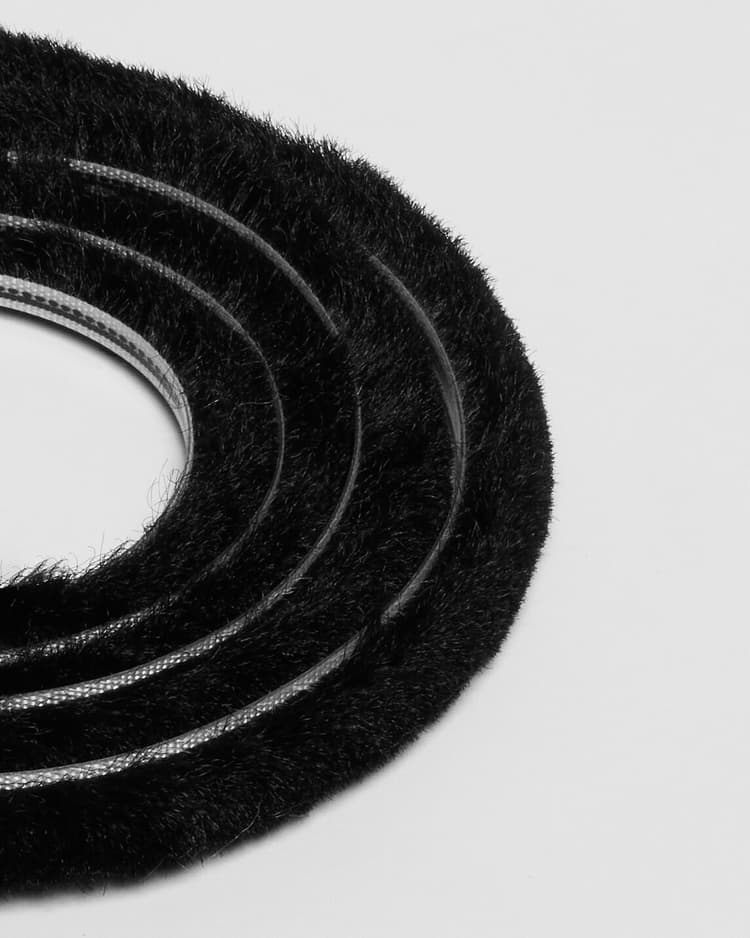 Bild von Staubbürste zum Einziehen (3 Meter) schwarz