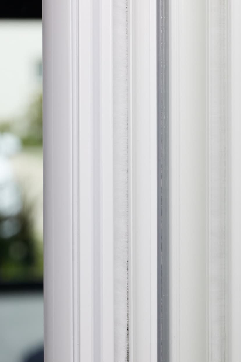 Bild von Staubbürste zum Einziehen (3 Meter) weiß